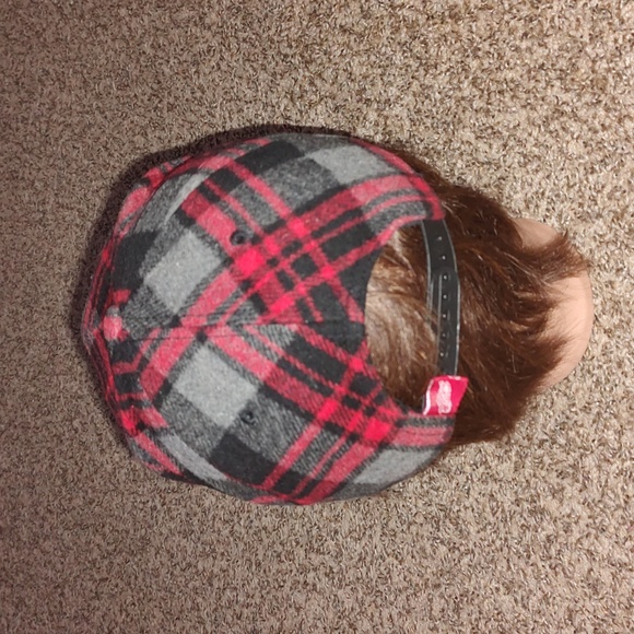 NHL New Era Fits Detroit Red Wings Red/Black/Gray Embroidered Adjustable Cap - Picture 6 of 14